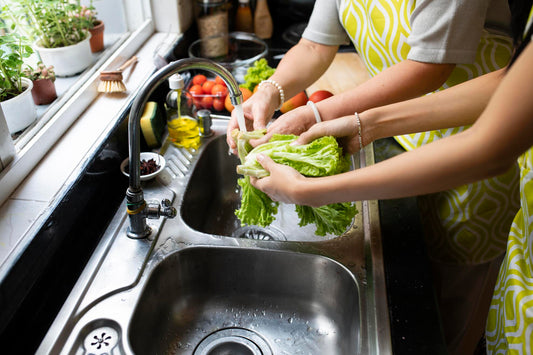 ¿Cuál es la manera correcta de lavar los vegetales?