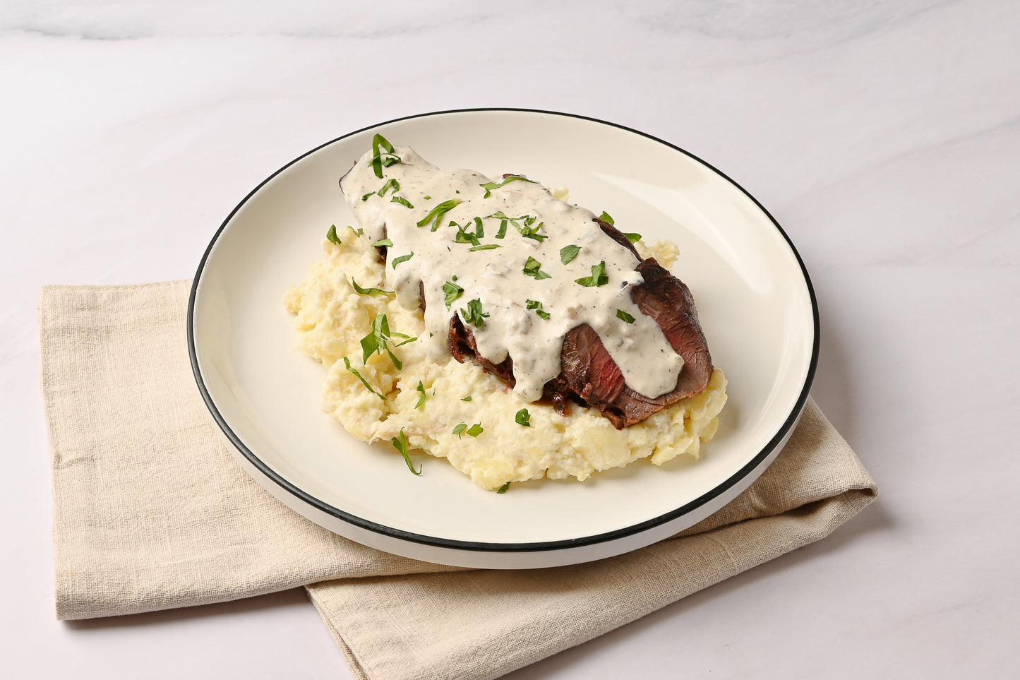 Filete de Res en salsa de pimienta