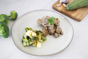 Puntas de res stroganoff con verdes gratinados